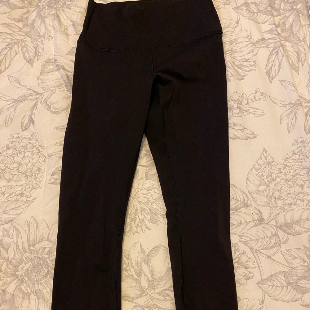 Black Lululemon leggings